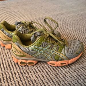 Asics Women's Gel Nimbus 9 Sneakers